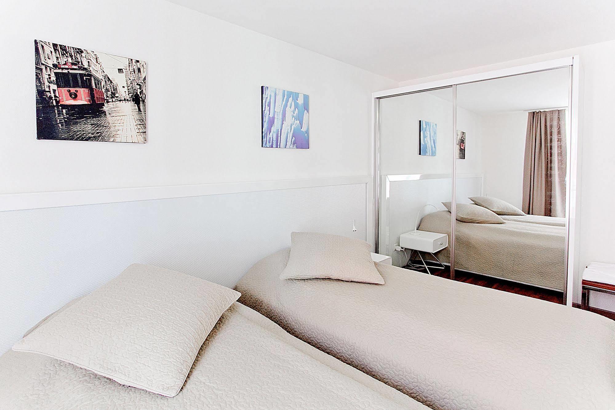 พรีเมียม อพาร์ตเมนต์ บาย ลีฟวิงดาวน์ทาวน์ Apartment ซูริก ภายนอก รูปภาพ